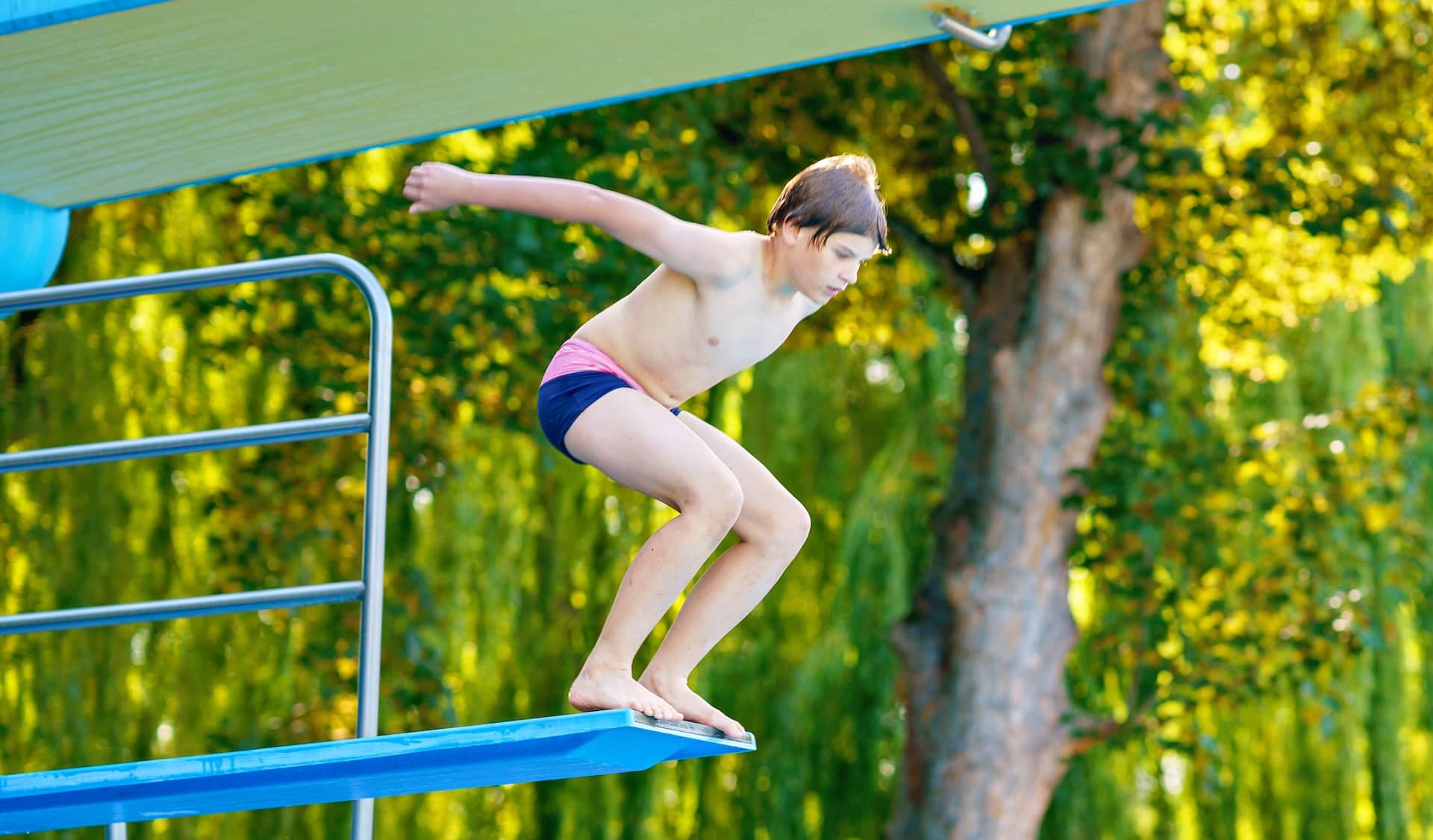 diving_572186930 (1)