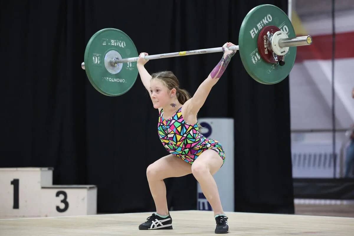kids weightlifitng